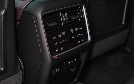 Porsche Cayenne III, 2025 год, 22 327 800 рублей, 27 фотография