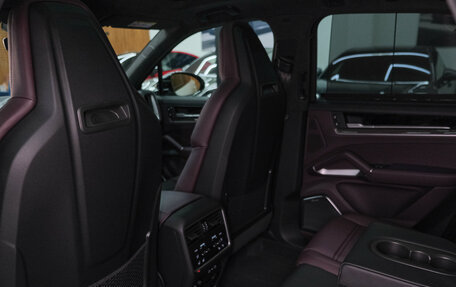 Porsche Cayenne III, 2025 год, 22 327 800 рублей, 33 фотография