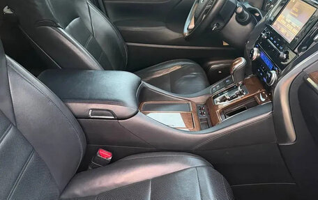 Toyota Alphard III, 2015 год, 3 100 000 рублей, 9 фотография