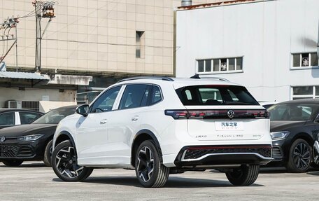 Volkswagen Tiguan, 2025 год, 4 747 050 рублей, 5 фотография