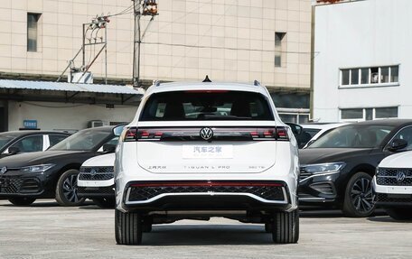 Volkswagen Tiguan, 2025 год, 4 747 050 рублей, 6 фотография