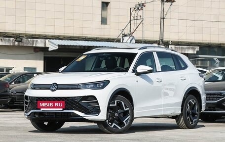 Volkswagen Tiguan, 2025 год, 4 747 050 рублей, 3 фотография