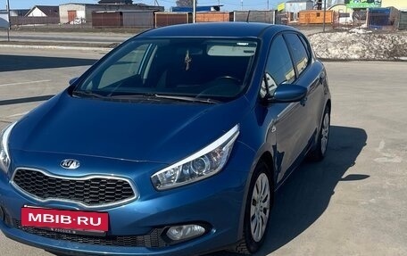 KIA cee'd III, 2014 год, 1 260 000 рублей, 2 фотография