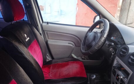 Renault Logan I, 2007 год, 200 000 рублей, 3 фотография