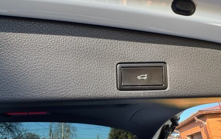 Volkswagen Touareg III, 2015 год, 3 295 000 рублей, 14 фотография