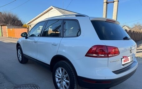 Volkswagen Touareg III, 2015 год, 3 295 000 рублей, 10 фотография