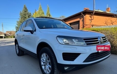 Volkswagen Touareg III, 2015 год, 3 295 000 рублей, 21 фотография
