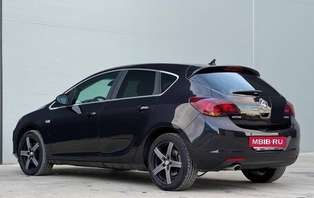 Opel Astra J, 2011 год, 730 000 рублей, 7 фотография