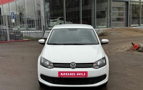 Volkswagen Polo VI (EU Market), 2014 год, 898 000 рублей, 2 фотография