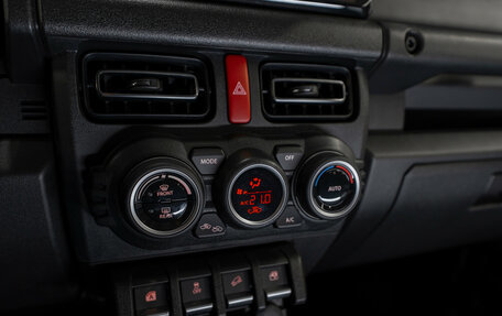 Suzuki Jimny, 2025 год, 4 200 000 рублей, 19 фотография