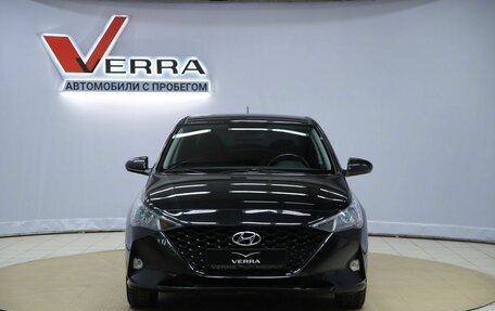 Hyundai Solaris II рестайлинг, 2021 год, 1 670 000 рублей, 2 фотография