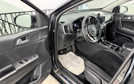 KIA Sportage IV рестайлинг, 2021 год, 2 390 000 рублей, 10 фотография