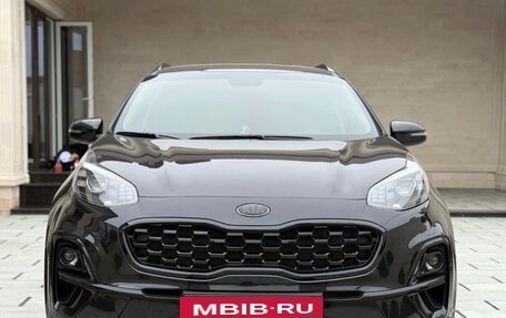 KIA Sportage IV рестайлинг, 2021 год, 2 390 000 рублей, 2 фотография