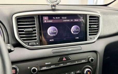 KIA Sportage IV рестайлинг, 2021 год, 2 390 000 рублей, 14 фотография