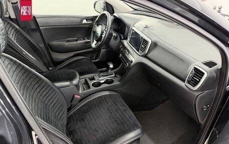 KIA Sportage IV рестайлинг, 2021 год, 2 390 000 рублей, 20 фотография