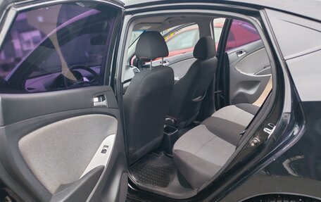 Hyundai Solaris II рестайлинг, 2013 год, 650 000 рублей, 13 фотография