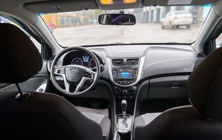 Hyundai Solaris II рестайлинг, 2013 год, 650 000 рублей, 17 фотография