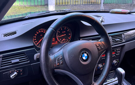 BMW 3 серия, 2010 год, 1 300 000 рублей, 2 фотография