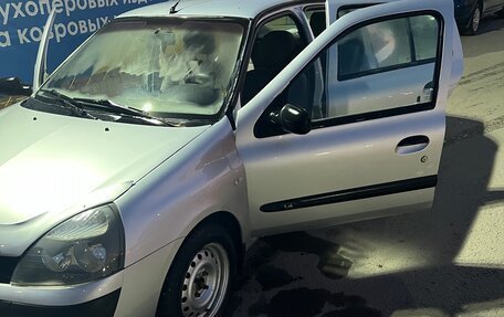 Renault Symbol I, 2005 год, 330 000 рублей, 2 фотография