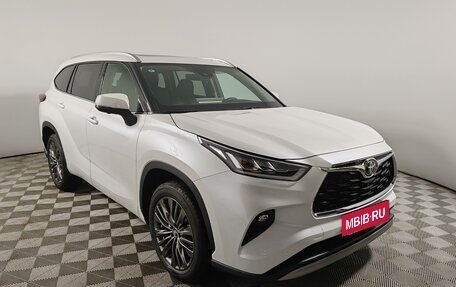 Toyota Highlander, 2025 год, 5 990 000 рублей, 3 фотография