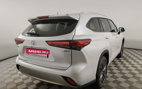 Toyota Highlander, 2025 год, 5 990 000 рублей, 5 фотография