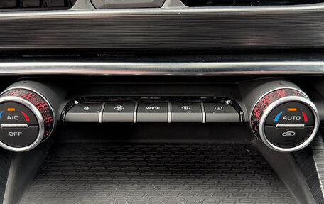 Geely Tugella FY11, 2023 год, 2 650 000 рублей, 19 фотография