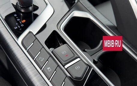 Geely Tugella FY11, 2023 год, 2 650 000 рублей, 16 фотография