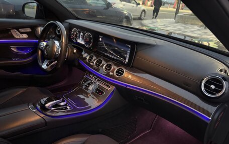 Mercedes-Benz E-Класс, 2018 год, 4 100 000 рублей, 9 фотография