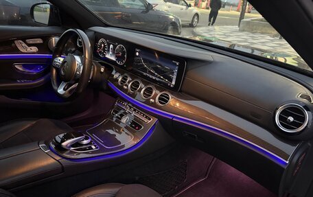 Mercedes-Benz E-Класс, 2018 год, 4 100 000 рублей, 11 фотография