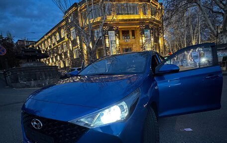 Hyundai Solaris II рестайлинг, 2021 год, 1 600 000 рублей, 10 фотография