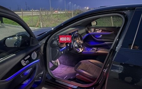 Mercedes-Benz E-Класс, 2018 год, 4 100 000 рублей, 12 фотография