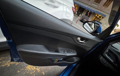 Hyundai Solaris II рестайлинг, 2021 год, 1 600 000 рублей, 15 фотография