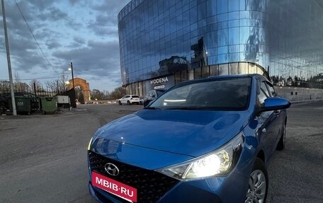 Hyundai Solaris II рестайлинг, 2021 год, 1 600 000 рублей, 11 фотография