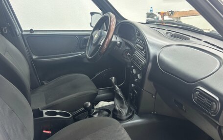 Chevrolet Niva I рестайлинг, 2017 год, 520 000 рублей, 7 фотография