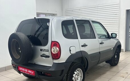 Chevrolet Niva I рестайлинг, 2017 год, 520 000 рублей, 3 фотография