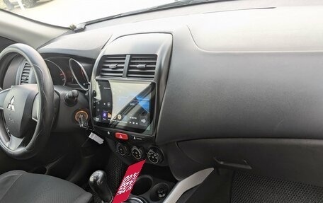 Mitsubishi ASX I рестайлинг, 2013 год, 974 000 рублей, 11 фотография