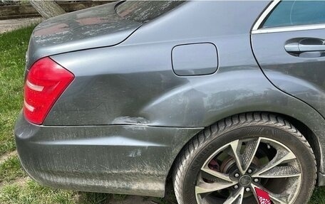 Mercedes-Benz S-Класс, 2007 год, 800 000 рублей, 1 фотография