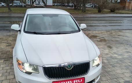 Skoda Superb III рестайлинг, 2012 год, 800 000 рублей, 3 фотография