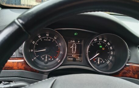 Skoda Superb III рестайлинг, 2012 год, 800 000 рублей, 14 фотография