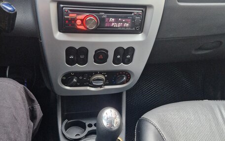 Renault Logan I, 2010 год, 440 000 рублей, 6 фотография