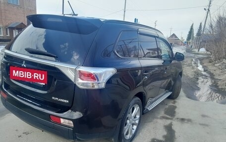 Mitsubishi Outlander III рестайлинг 3, 2012 год, 1 850 000 рублей, 3 фотография