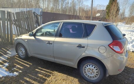 KIA cee'd I рестайлинг, 2012 год, 650 000 рублей, 5 фотография