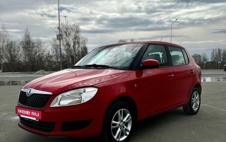 Skoda Fabia II, 2013 год, 560 000 рублей, 2 фотография