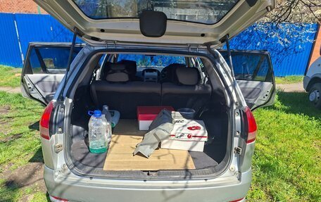 Nissan Wingroad III, 2004 год, 600 000 рублей, 7 фотография