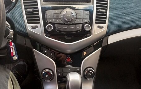 Chevrolet Cruze II, 2012 год, 890 000 рублей, 17 фотография