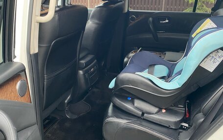 Infiniti QX56, 2010 год, 1 499 999 рублей, 8 фотография