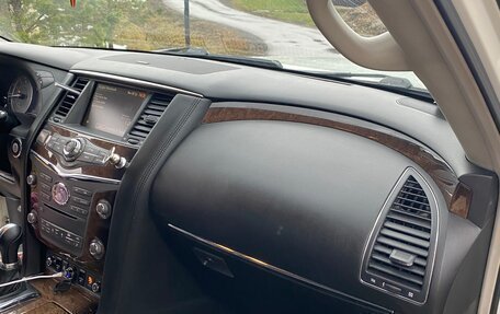 Infiniti QX56, 2010 год, 1 499 999 рублей, 12 фотография