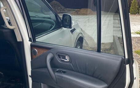 Infiniti QX56, 2010 год, 1 499 999 рублей, 11 фотография