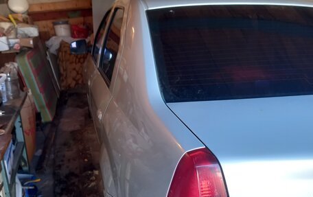 Renault Logan I, 2007 год, 300 000 рублей, 3 фотография