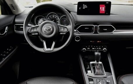 Mazda CX-5 II, 2022 год, 3 000 000 рублей, 31 фотография